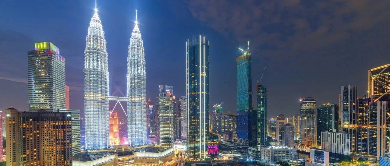 馬來(lái)西亞風(fēng)味美食來(lái)了！脆皮奶油泡芙、辣木咖啡、金菠蘿塔球、鳳尾魚(yú)辣醬…更多南洋風(fēng)味等你來(lái)解鎖~